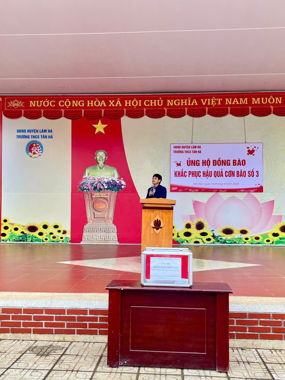 Trường THCS Tân Hà tổ chức Hoạt Động Quyên Góp Ủng Hộ Đồng Bào Lũ Lụt Miền Bắc