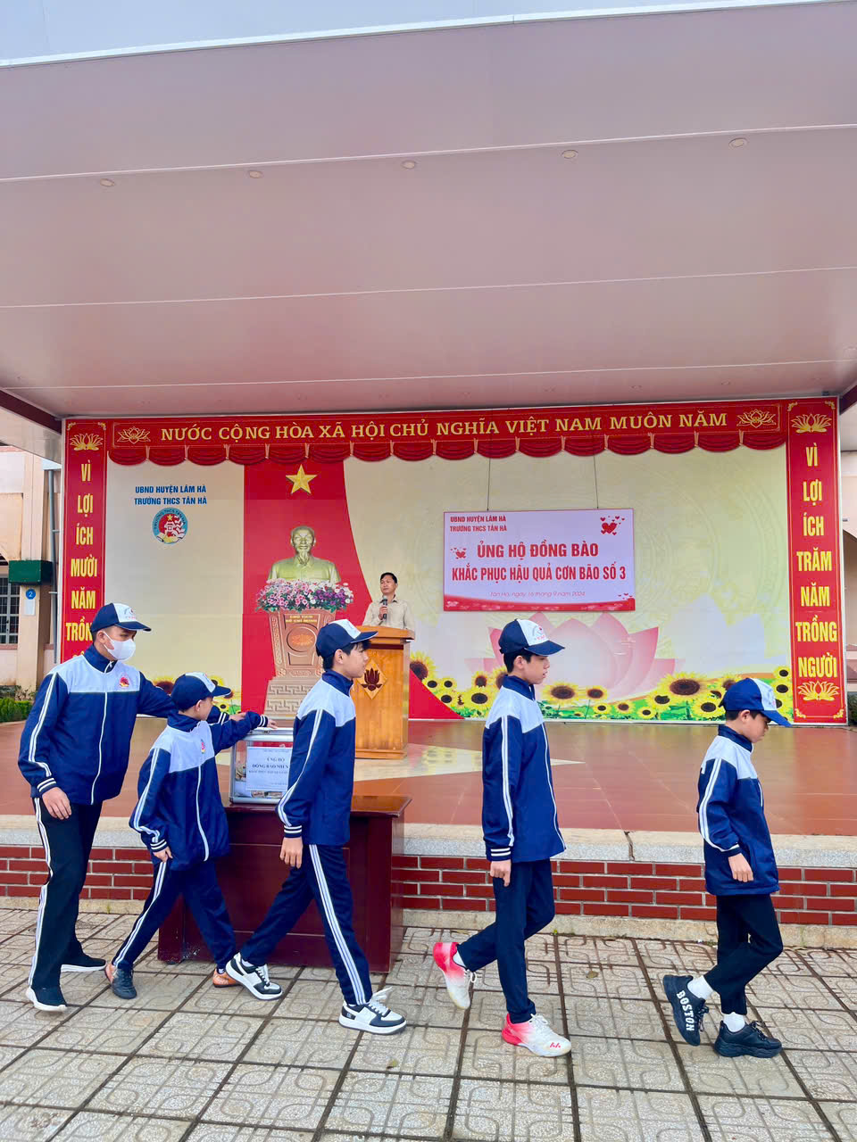 z5834876349304 efb356c1a142eb2ca6cd31a31d61c77d