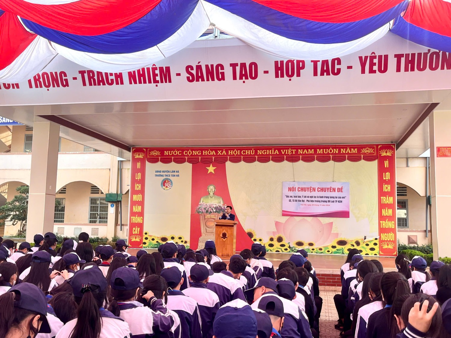 z6082962249872 2f8cdebd869ac57e2f3f2fb1a0bc81f9