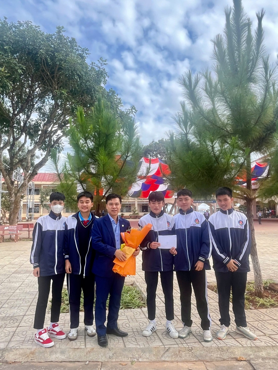 z6082962405705 7afc6e1739683d46027c16ee212b01c5